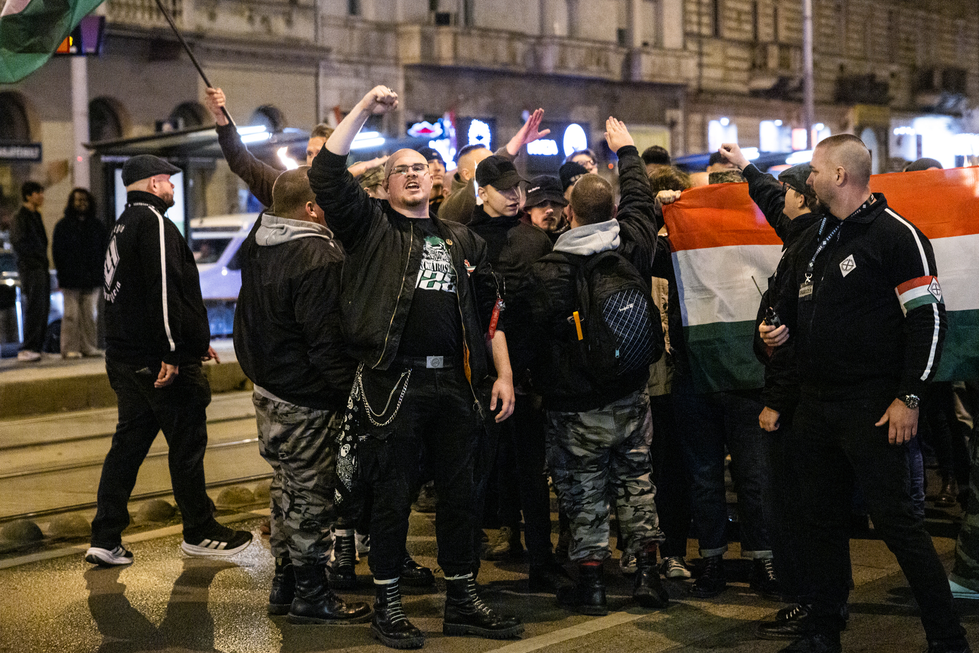 Hazánk nem elég akinek a mi hazánk nem elég nacionalista, az a légió hungária masírozós-karlengetős megemlékezésével vigasztalódhatott 2026 akinek haz nem nacionalista hung ria mas roz karlenget hazánk nem elég nem sokáig bírta nemzeti radikalizmus nélkül a corvin köz. A mi hazánk... Iustitia. Bg akinek a mi hazánk nem elég nacionalista, az a légió hungária masírozós-karlengetős megemlékezésével vigasztalódhatott 2026 2026-10-23 19:51:52 igazságszolgáltatás - iustitia. Bg hazánk nem elég