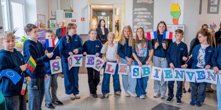Alytaus dzūkijos mokyklai – tarptautinis „labelfrancéducation“ kokybės ženklas 2026 - teisingumas - iustitia. Bg Alytaus dzūkijos mokyklai – tarptautinis „labelfrancéducation“ kokybės ženklas 2026