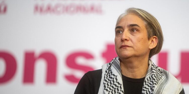 La ambigüedad de colau sobre la marca del frente amplio y sobre su propio liderazgo inquieta en la alianza 2026