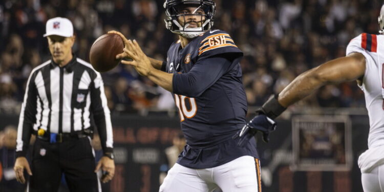 Bears qb caleb williams kept making major strides in fundamentals in sparkling performance to beat patriots 2026