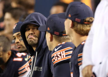 If Bears QB Caleb Williams is out vs. Falcons, Case Keenum should start over Tyson Bagent 2026