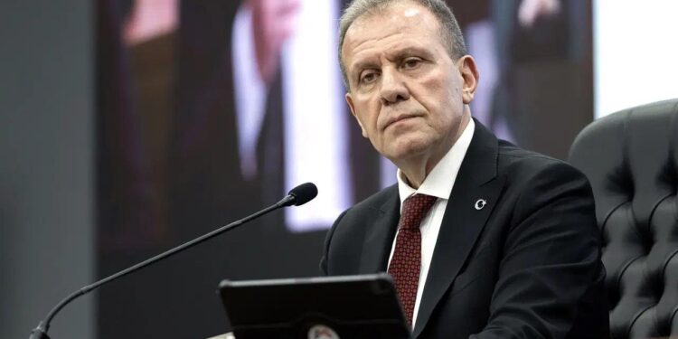 3 belediyeye operasyon! Vahap seçer ve 2 belediye başkanı hakkında yeni gelişme! 2026 - adalet - iustitia. Bg 3 belediyeye operasyon! Vahap seçer ve 2 belediye başkanı hakkında yeni gelişme! 2026