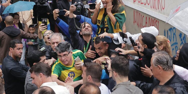 O brasil votou, mas a divisão não cabe na urna 2026 - justiça - iustitia. Bg O brasil votou, mas a divisão não cabe na urna 2026