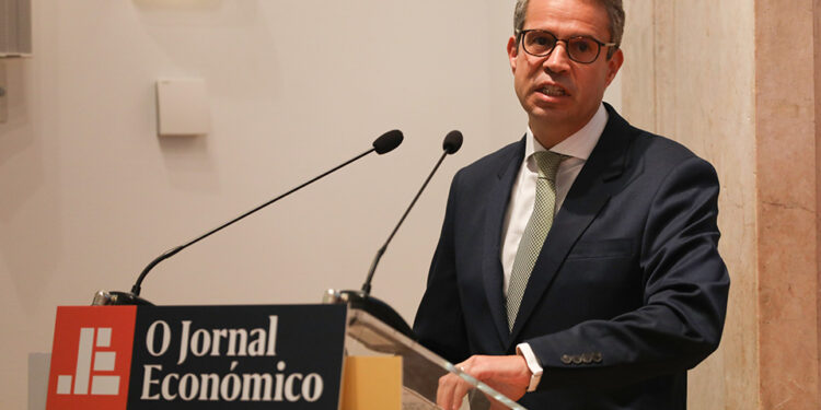 Deputados aprovam conta geral do estado de 2025 2026 - justiça - iustitia. Bg Deputados aprovam conta geral do estado de 2025 2026