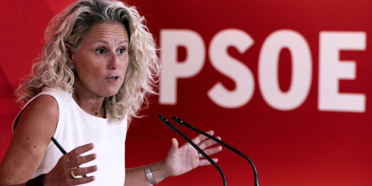 Dimite la portavoz del psoe, montse mínguez, tras las informaciones sobre los negocios inmobiliarios de su pareja 2026