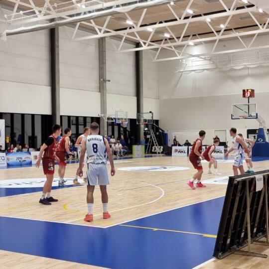 Įspūdingas rokiškio jvn komandos debiutas rkl b lygoje (foto+video) 2026 dingas roki kio jvn komandos debiutas rkl lygoje foto v 9 iustitia. Bg gimtasis rokiškis
atidarymo šventė
varžybas iškilmingai atidarė nostra. Lt-rkl prezidentas vidas butkus, pagirdamas rokiškėnus dėl pavyzdingai sukurtos sporto infrastruktūros, o... Įspūdingas rokiškio jvn komandos debiutas rkl b lygoje (foto+video) 2026 2026-10-16 08:25:29 teisingumas - iustitia. Bg