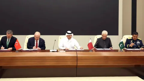 Doha'da imzalar atıldı: türkiye, katar, pakistan ve endonezya’dan silahlanma ittifakı 2026 - adalet - iustitia. Bg Pakistan ve endonezya doha'da imzalar atıldı: türkiye, katar, pakistan ve endonezya’dan silahlanma ittifakı 2026 doha imzalar rkiye katar pakistan endonezya dan silahla pakistan ve endonezya haber merkezi türkiye, katar, pakistan ve endonezya arasında bedir mutabakat zaptı, doha’da imzalandı. Mutabakat... Iustitia. Bg doha'da imzalar atıldı: türkiye, katar, pakistan ve endonezya’dan silahlanma ittifakı 2026 2026-10-21 14:14:57 adalet - iustitia. Bg pakistan ve endonezya
