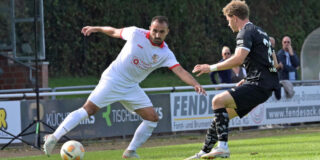 Eintracht ahaus analysiert die eigenen fehler: starker aufsteiger aus herford erwartet 2026 - iustitia. Bg - gerechtigkeit Bugra günes am ball