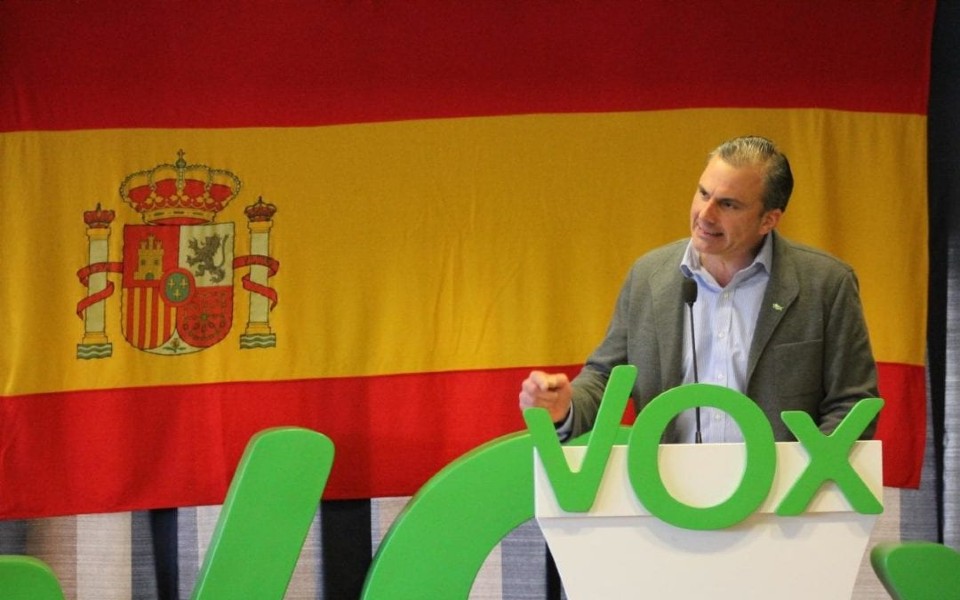 Espanha/eleições: sondagens dão vitória ao pp mas é o vox que sobe 2026 - justiça - iustitia. Bg Vox espanha/eleições: sondagens dão vitória ao pp mas é o vox que sobe 2026 espanha elei sondagens vit ria mas vox que sobe 2026 vox as sondagens mais recentes publicadas em espanha, que vai ter eleições antecipadas em 29 de novembro, dão todas a... Iustitia. Bg espanha/eleições: sondagens dão vitória ao pp mas é o vox que sobe 2026 2026-10-05 17:36:29 justiça - iustitia. Bg vox