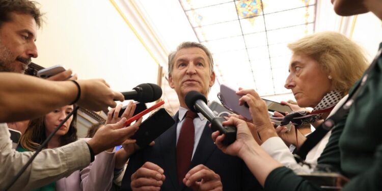 Feijóo, tras la caída de los decretos de vivienda: "ponga la fecha, disuelva las cortes, convoque elecciones, que hablen los españoles" 2026