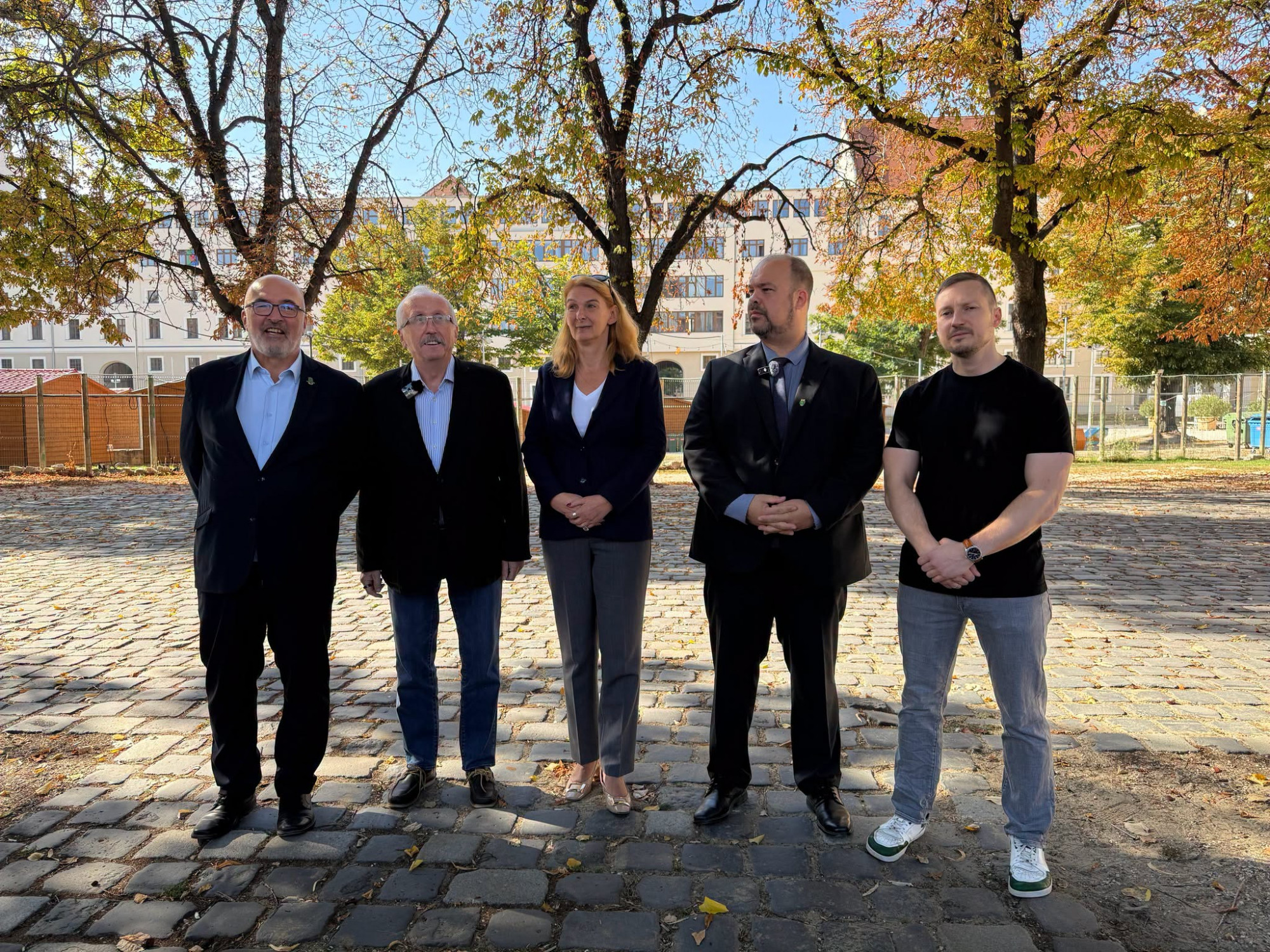 Felháborító, gyalázatos, árulás – polgármesterek akadtak ki, pedig még össze sem ült a fővárosi közfejlesztések tanácsa 2026 - igazságszolgáltatás - iustitia. Bg Karácsony gergely felháborító, gyalázatos, árulás – polgármesterek akadtak ki, pedig még össze sem ült a fővárosi közfejlesztések tanácsa 2026 felh bor gyal zatos rul polg rmesterek akadtak pedig ss karácsony gergely közepesen paprikás hangvételű sajtótájékoztatót tartott budapest 5... Iustitia. Bg felháborító, gyalázatos, árulás – polgármesterek akadtak ki, pedig még össze sem ült a fővárosi közfejlesztések tanácsa 2026 2026-10-01 11:10:01 igazságszolgáltatás - iustitia. Bg karácsony gergely