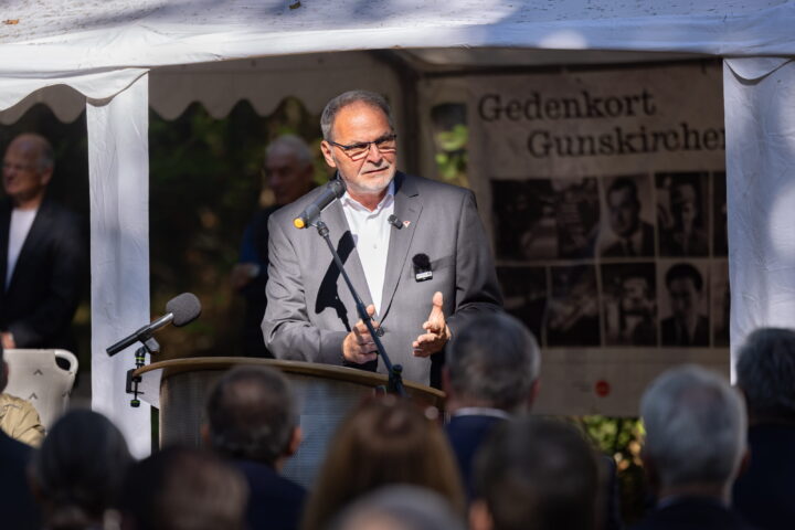 Gunskirchen’de yeni anma alanı açıldı 2026 - justiz Mauthausen komitesi avusturya gunskirchen’de yeni anma alanı açıldı 2026 gunskirchen yeni anma alan 2026 1 mauthausen komitesi avusturya gunskirchen, 6 ekim 2026 – 6 ekim 2026’daki törene toplama kampından kurtulan avigdor neumann’ın yanı sıra avusturya... Iustitia. Bg gunskirchen’de yeni anma alanı açıldı 2026 2026-10-06 19:44:55 justiz mauthausen komitesi avusturya