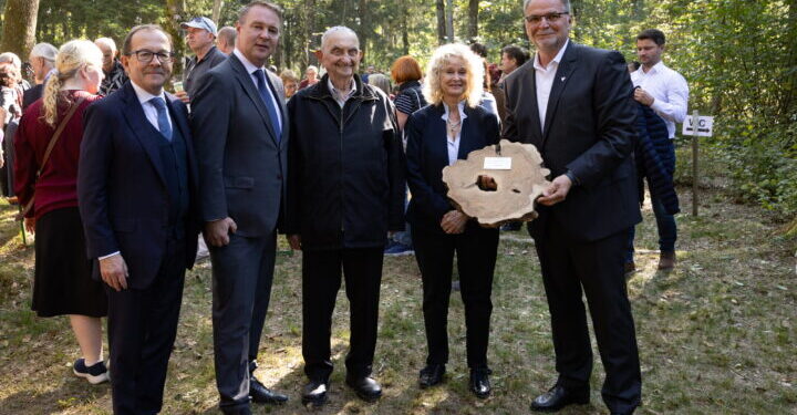 Gunskirchen’de yeni anma alanı açıldı 2026 - justiz Gunskirchen’de yeni anma alanı açıldı 2026