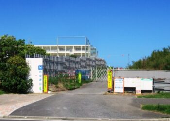 小学校真横へのデータセンター建設やめよ　「子どもの安全優先を」　父母中心に反対署名開始　北九州市 2026