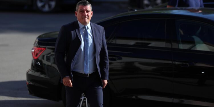 Imamo li još jedan “gospić”? Dorh pojačano istražuje sporna zbivanja u otočcu, gdje su kamioni noću dovozili sumnjivi otpad 2026 - pravda - iustitia. Bg Imamo li još jedan “gospić”? Dorh pojačano istražuje sporna zbivanja u otočcu, gdje su kamioni noću dovozili sumnjivi otpad 2026