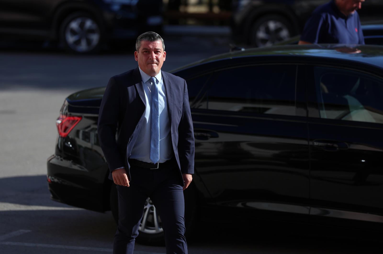 Imamo li još jedan “gospić”? Dorh pojačano istražuje sporna zbivanja u otočcu, gdje su kamioni noću dovozili sumnjivi otpad 2026 - pravda - iustitia. Bg Gacka imamo li još jedan “gospić”? Dorh pojačano istražuje sporna zbivanja u otočcu, gdje su kamioni noću dovozili sumnjivi otpad 2026 imamo jedan gospi dorh poja ano istra uje sporna zbivan gacka iustitia. Bg županijsko državno odvjetništvo u karlovcu nacionalu je službeno potvrdilo da provodi izvide zbog otpada u otočcu. Pokajnik je priznao da se noću dovozila i zemlja kojom je zatrpan sumnjivi otpad na gradskom... Imamo li još jedan “gospić”? Dorh pojačano istražuje sporna zbivanja u otočcu, gdje su kamioni noću dovozili sumnjivi otpad 2026 2026-10-23 19:42:39 iustitia. Bg pravda - iustitia. Bg gacka