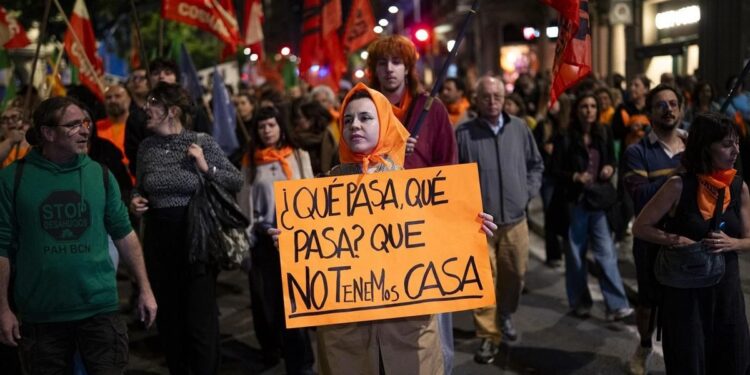 Inquilinos contra caseros: la nueva fractura de clase 2026