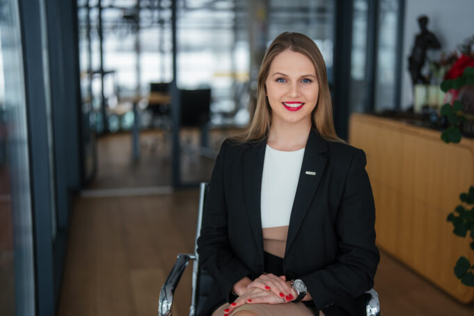 „ivabaltė“ keičia susitikimų su klientais formatą: 2027 m. Prioritetą teiks demonstracijoms ūkiuose ir vizitams į gamyklas 2026 - teisingumas - iustitia. Bg Ivabaltė keičia susitikimų „ivabaltė“ keičia susitikimų su klientais formatą: 2027 m. Prioritetą teiks demonstracijoms ūkiuose ir vizitams į gamyklas 2026 ivabalt kei susitikim klientais format 2027 prioritet t ivabaltė keičia susitikimų iustitia. Bg gimtasis rokiškis
žemės ūkio technikos bendrovė „ivabaltė“ 2027 metais daugiau dėmesio skirs praktiniam technikos išbandymui, individualioms konsultacijoms ūkiuose ir klientų... „ivabaltė“ keičia susitikimų su klientais formatą: 2027 m. Prioritetą teiks demonstracijoms ūkiuose ir vizitams į gamyklas 2026 2026-10-16 07:48:44 teisingumas - iustitia. Bg ivabaltė keičia susitikimų