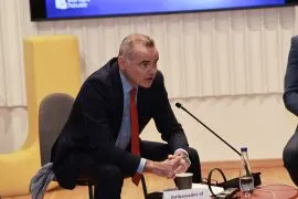 Дигиталните платформи „кафе со амбасадори“ во велес за разговор за дезинформациите, сајбер-нападите и влијанието на дигиталните платформи 2026 kafe ambasadori veles razgovor dezinformatsiite ber nap 2 дигиталните платформи iustitia. Bg дезинформациите, странското мешање во информативниот простор и влијанието на дигиталните платформи врз демократијата беа дел од темите на дискусијата што се одржа во јуроп хаус... „кафе со амбасадори“ во велес за разговор за дезинформациите, сајбер-нападите и влијанието на дигиталните платформи 2026 2026-10-22 11:00:04 правда - юстиция дигиталните платформи