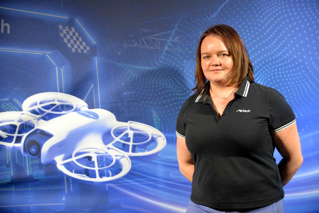 Dronų mokymų centras klaipėdoje atidarytas dronų mokymų centras 2026 klaip doje atidarytas dron mokym centras 2026 7 dronų mokymų centras iustitia. Bg per šiuos metus „airtech“ centre planuojama apmokyti apie 100 vaikų, dar 100 mokinių dronų valdymo ir konstravimo žinių įgis bendrojo ugdymo mokyklose. 2027 metais ketinama... Klaipėdoje atidarytas dronų mokymų centras 2026 2026-10-24 03:55:00 teisingumas - iustitia. Bg dronų mokymų centras