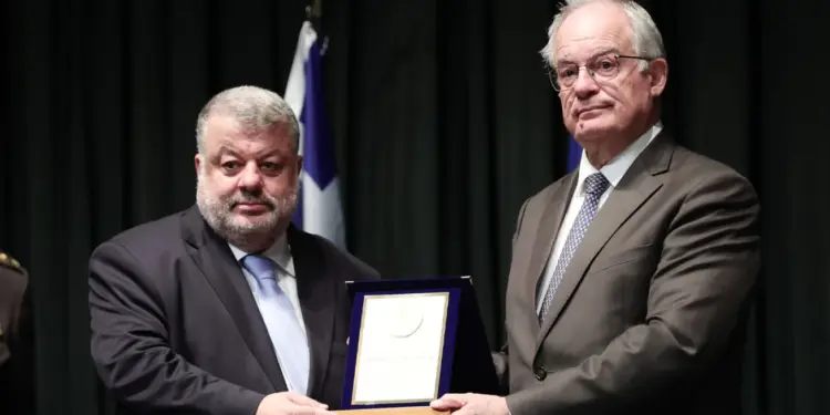 Κωνσταντίνος τασούλας: ανακηρύχθηκε επίτιμος δημότης αργοστολίου 2026 - δικαιοσυνη - iustitia. Bg Κωνσταντίνος τασούλας: ανακηρύχθηκε επίτιμος δημότης αργοστολίου 2026