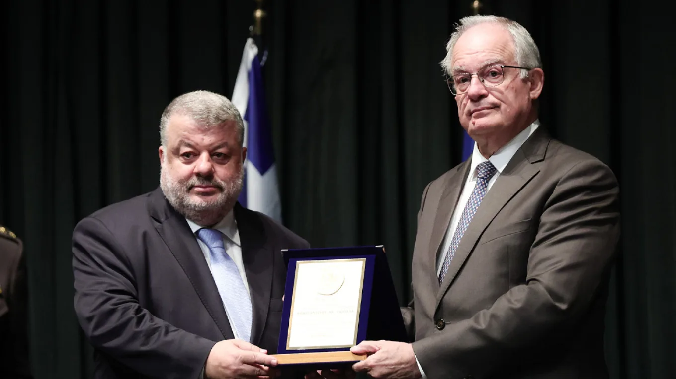Κωνσταντίνος τασούλας: ανακηρύχθηκε επίτιμος δημότης αργοστολίου Κωνσταντίνος τασούλας: ανακηρύχθηκε επίτιμος δημότης αργοστολίου