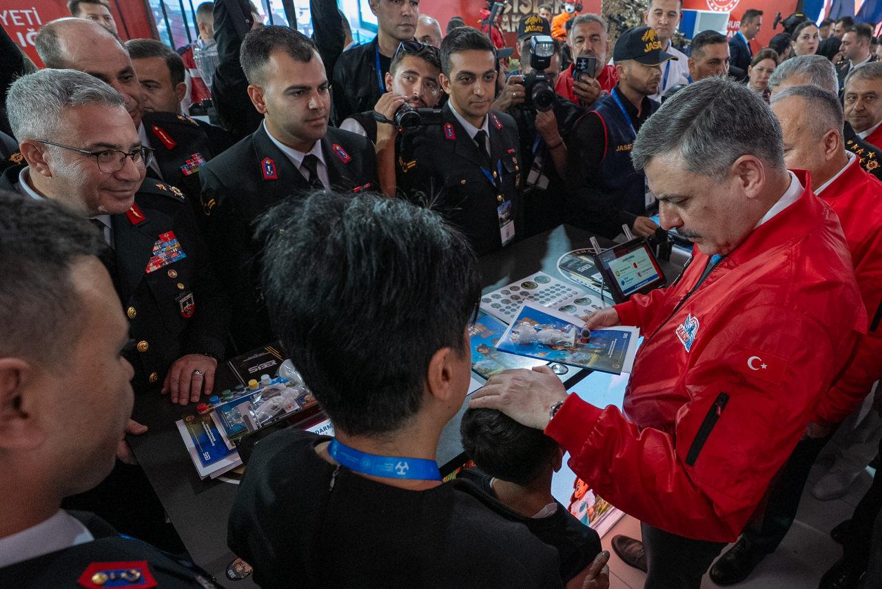İçişleri bakanı çiftçi, teknofest güneydoğu'yu ziyaret etti 2026 - adalet - iustitia. Bg Çişleri bakanı çiftçi i̇çişleri bakanı çiftçi, teknofest güneydoğu'yu ziyaret etti 2026 leri bakan ift teknofest neydo ziyaret etti 2026 5 çişleri bakanı çiftçi anadolu ajansının (aa) "global i̇letişim ortağı" olduğu, sanayi ve teknoloji bakanlığı ile t3 vakfı yürütücülüğündeki... Iustitia. Bg i̇çişleri bakanı çiftçi, teknofest güneydoğu'yu ziyaret etti 2026 2026-10-04 02:03:00 adalet - iustitia. Bg çişleri bakanı çiftçi