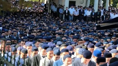 Süleymancılar soruşturmasında 19 tutuklama 2026 - adalet - iustitia. Bg Süleymancılar soruşturmasında tutuklama süleymancılar soruşturmasında 19 tutuklama 2026 leymanc lar soru turmas nda tutuklama 2026 süleymancılar soruşturmasında tutuklama haber merkezi ankara'da süleymancılar cemaati'ne yönelik yürütülen soruşturmada adliyeye sevk edilen 24 şüpheliden... Iustitia. Bg süleymancılar soruşturmasında 19 tutuklama 2026 2026-10-22 22:57:48 adalet - iustitia. Bg süleymancılar soruşturmasında tutuklama