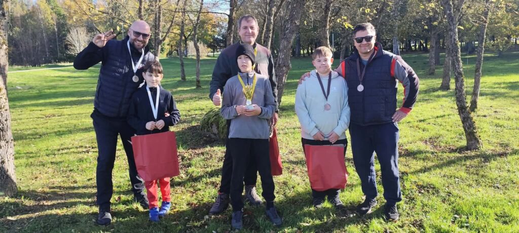 Linksmosios šeimų diskgolfo varžybos 2026 - teisingumas - iustitia. Bg Linksmosios šeimų diskgolfo linksmosios šeimų diskgolfo varžybos 2026 linksmosios eim diskgolfo var ybos 2026 3 linksmosios šeimų diskgolfo iustitia. Bg spalio 18 dieną gargžduose tradiciškai vyko linksmosios šeimų diskgolfo varžybos, kurias organizavo gargždų vaikų ir jaunimo laisvalaikio centras kartu su savanoriais. Renginys... Linksmosios šeimų diskgolfo varžybos 2026 2026-10-20 12:21:38 teisingumas - iustitia. Bg linksmosios šeimų diskgolfo
