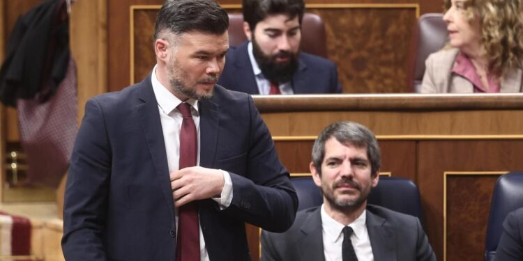 Los comuns cargan contra rufián tras pactar con podemos: "venía a unir a la izquierda y está haciendo lo posible por dividirla" 2026 - justicia - iustitia. Bg Los comuns cargan contra rufián tras pactar con podemos: "venía a unir a la izquierda y está haciendo lo posible por dividirla" 2026