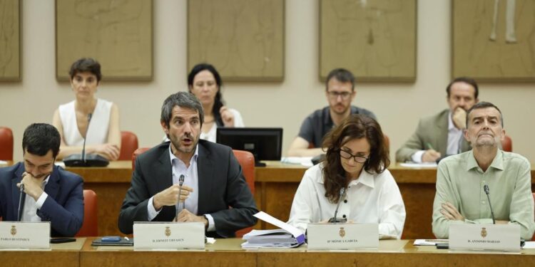 Los partidos de sumar anunciarán su candidato el 17 de octubre y confirman que su nueva marca será frente amplio 2026