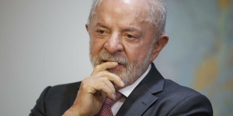 Lula aposta em ‘influencer’ das periferias para mobilizar jovens e diminuir abstenção 2026