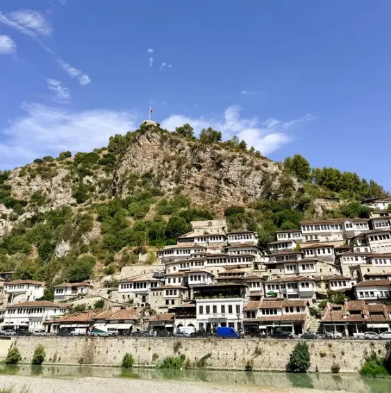 Media spanjolle: udhëtim magjepsës nëpër shqipëri, nga qytetet historike te brigjet e jonit 2026 - юстиция Nëpër shqipëri media spanjolle: udhëtim magjepsës nëpër shqipëri, nga qytetet historike te brigjet e jonit 2026 media spanjolle udh tim magjeps shqip nga qytetet histo 3 nëpër shqipëri shqipëria po shfaqet si një nga destinacionet më tërheqëse të ballkanit, ku historia, qytetet prej guri, trashëgimia... Iustitia. Bg media spanjolle: udhëtim magjepsës nëpër shqipëri, nga qytetet historike te brigjet e jonit 2026 2026-10-01 08:06:57 юстиция nëpër shqipëri