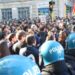 Miles de jóvenes protestan en milán por los precios y el despliegue policial de meloni 2026 - justicia - iustitia. Bg Miles de jóvenes protestan en milán por los precios y el despliegue policial de meloni 2026