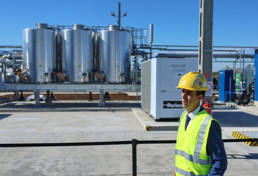 Plant in szarvas mol group opens biomethane plant in szarvas 2026 mol group opens biomethane plant szarvas 2026 1 plant in szarvas oil and gas company mol is expanding into renewable energy with a huf 2. 7 billion (eur 7. 4 million) investment in a... Iustitia. Bg mol group opens biomethane plant in szarvas 2026 2026-10-15 14:46:59 justice - iustitia. Bg plant in szarvas