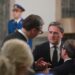 Nagrada onom tko otkrije vučić uoči izbora pomilovao galeriju problematičnih osoba u srbiji čija imena nije dužan objaviti 2026 - pravda - iustitia. Bg Nagrada onom tko otkrije vučić uoči izbora pomilovao galeriju problematičnih osoba u srbiji čija imena nije dužan objaviti 2026