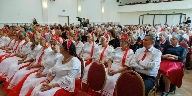 Tánccal, mozgással és közösségi élményekkel ünnepelték az összetartozást dunakeszin 2026