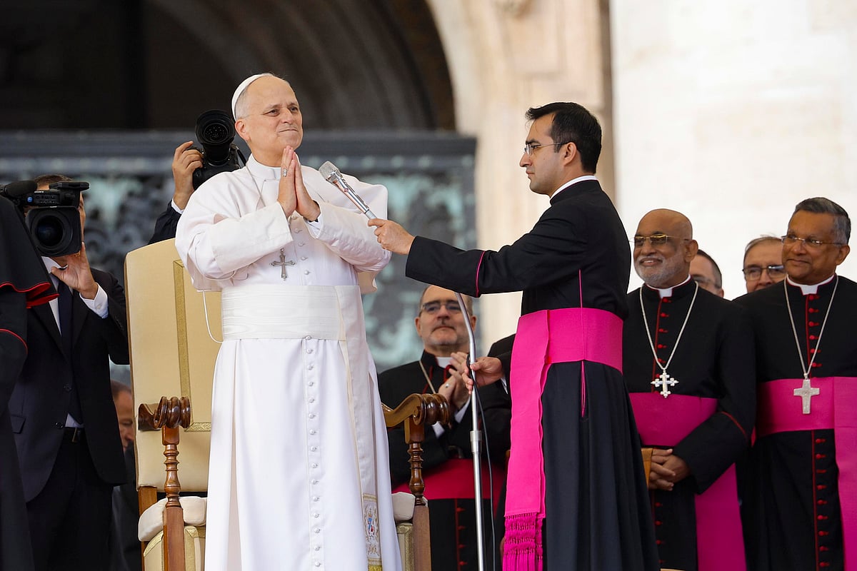 Papa leão xiv regressa ao papamóvel oito dias após cirurgia ao cancro do pulmão. Veja as imagens 2026 - justiça - iustitia. Bg Papa leão papa leão xiv regressa ao papamóvel oito dias após cirurgia ao cancro do pulmão. Veja as imagens 2026 papa xiv regressa papam vel oito dias cirurgia cancro p papa leão o papa leão xiv regressou esta quarta-feira, 21 de outubro, à praça de são pedro, no vaticano, oito dias depois de... Iustitia. Bg papa leão xiv regressa ao papamóvel oito dias após cirurgia ao cancro do pulmão. Veja as imagens 2026 2026-10-21 13:11:47 justiça - iustitia. Bg papa leão