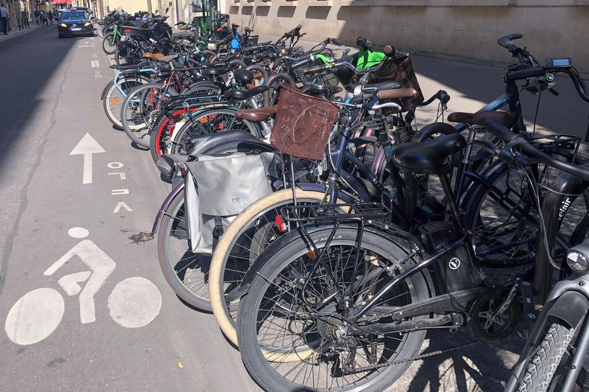 Paris baut radwegenetz paris baut radwegenetz weiter aus 2026 paris baut radwegenetz weiter aus 2026 1 paris baut radwegenetz verfasst von:dpa seit jahren treibt paris eine verkehrswende mit mehr platz für fußgänger und radfahrer voran,... Iustitia. Bg paris baut radwegenetz weiter aus 2026 2026-10-15 00:25:00 iustitia. Bg - gerechtigkeit paris baut radwegenetz