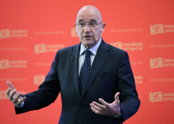 Passos só admite regresso à vida política se psd “não for bem-sucedido” 2026