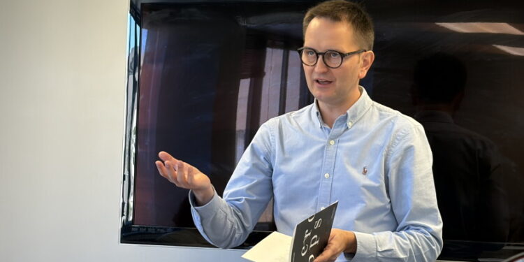Polish poet turns words of holocaust victims, perpetrators into shards of 'memory activism' 2026