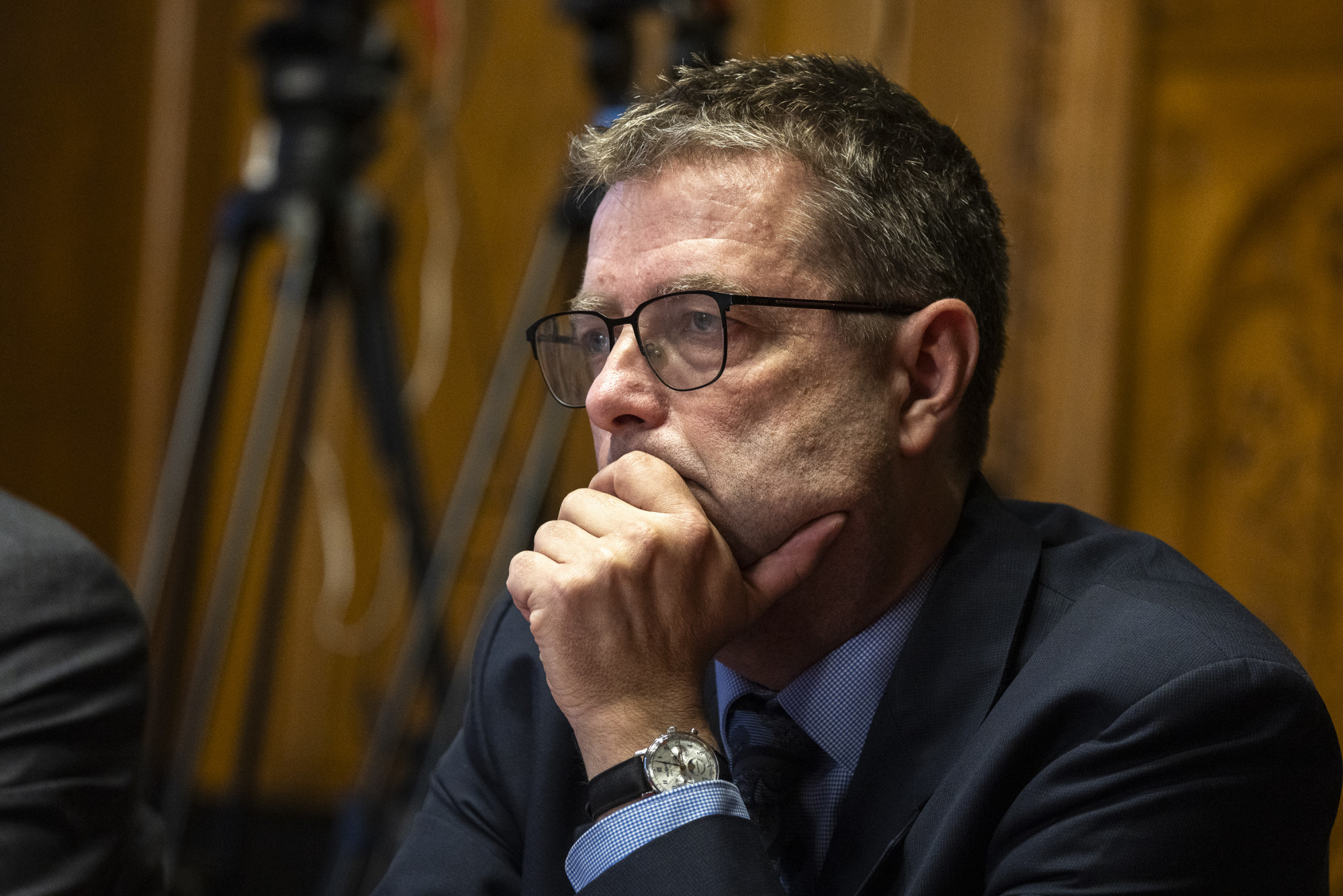Politikailag befolyásolt legfőbb ügyészségi utasításokról és titkosszolgálati kavarásokról beszélt a volt főügyész a parlament előtt 2026 - igazságszolgáltatás - iustitia. Bg Fürcht politikailag befolyásolt legfőbb ügyészségi utasításokról és titkosszolgálati kavarásokról beszélt a volt főügyész a parlament előtt 2026 politikailag befoly solt legf szs utas sokr titkosszolg 1 fürcht „kapott-e ön valaha felettesétől politikailag befolyásolt utasítást? ” –... Iustitia. Bg politikailag befolyásolt legfőbb ügyészségi utasításokról és titkosszolgálati kavarásokról beszélt a volt főügyész a parlament előtt 2026 2026-10-21 19:23:16 igazságszolgáltatás - iustitia. Bg fürcht
