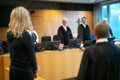 Polizistin wegen vergewaltigung zu haftstrafe verurteilt 2026 - iustitia. Bg - gerechtigkeit Polizistin wegen vergewaltigung polizistin wegen vergewaltigung zu haftstrafe verurteilt 2026 polizistin wegen vergewaltigung haftstrafe verurteilt 2 polizistin wegen vergewaltigung verfasst von:dpa das landgericht traunstein hat eine polizistin wegen der vergewaltigung einer 14-jährigen zu... Iustitia. Bg polizistin wegen vergewaltigung zu haftstrafe verurteilt 2026 2026-10-06 11:27:00 iustitia. Bg - gerechtigkeit polizistin wegen vergewaltigung