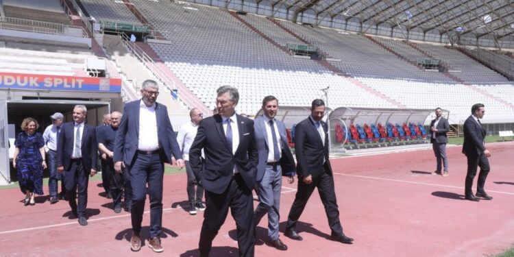 Prava meta ‘vođe torcide namjerno su veličali hitlera da se osvete plenkoviću i šuti jer u splitu neće graditi novi stadion. U pozadini su i interesi lobija…’ 2026