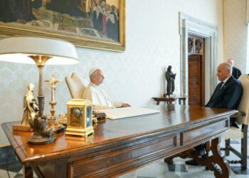 Premier janša včeraj na obisku pri papežu ter pri italijanski kolegici 2026