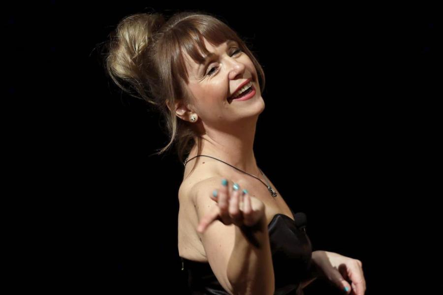 Preporučujemo može li ljubav biti jednostavna balkanski muškarci – duhovita cabaret komedija monike romić 2026 - pravda - iustitia. Bg Balkanski muškarci duhovita preporučujemo može li ljubav biti jednostavna balkanski muškarci – duhovita cabaret komedija monike romić 2026 preporu ujemo ljubav biti jednostavna balkanski karci d balkanski muškarci duhovita iustitia. Bg “balkanski muškarci” duhovita je cabaret-komedija monike romić, poznate regionalne glumice, koja kroz humor, glazbu i britku satiru vodi publiku na nezaboravno putovanje kroz svijet ljubavnih odnosa na balkanu.... Preporučujemo može li ljubav biti jednostavna balkanski muškarci – duhovita cabaret komedija monike romić 2026 2026-10-24 12:16:49 iustitia. Bg pravda - iustitia. Bg balkanski muškarci duhovita