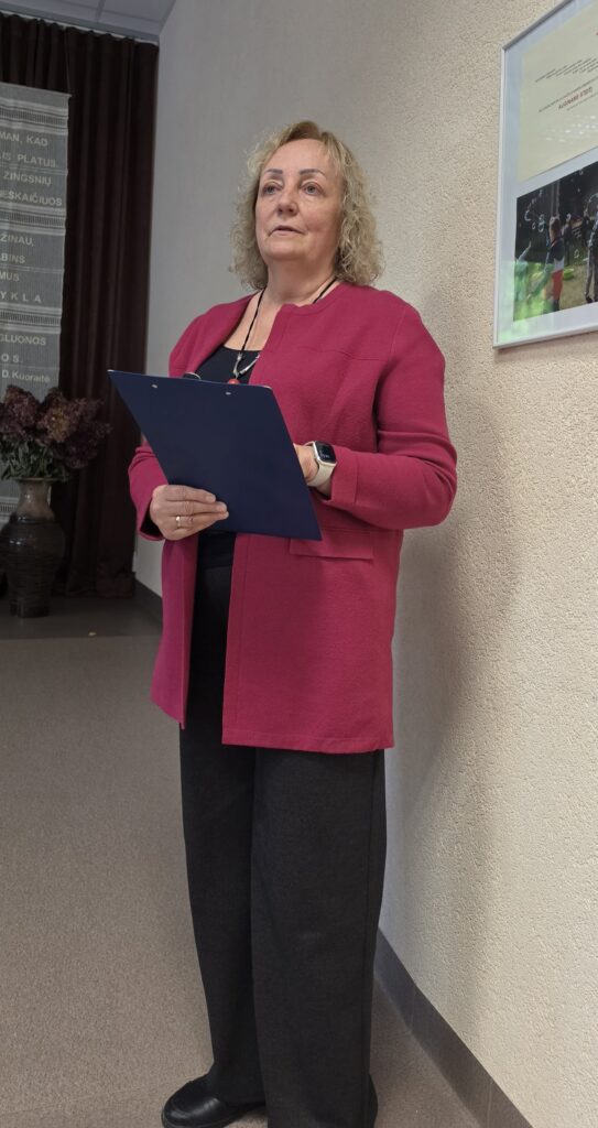 Įkvėpti praeities, kuria ateičiai: 290 metų agluonėnų mokyklos šviesos kelias 2026 - teisingumas - iustitia. Bg Agluonėnų įkvėpti praeities, kuria ateičiai: 290 metų agluonėnų mokyklos šviesos kelias 2026 pti praeities kuria atei iai 290 met agluon mokyklos vi 13 agluonėnų iustitia. Bg mokyklos jubiliejine švente pasidžiaugė klaipėdos rajono savivaldybės vicemerė v. riaukienė, direktorė a. Jasienė, dr. S. Pocytė, buvusi ilgametė direktorė r. Gabalienė,... Įkvėpti praeities, kuria ateičiai: 290 metų agluonėnų mokyklos šviesos kelias 2026 2026-10-20 05:52:00 teisingumas - iustitia. Bg agluonėnų