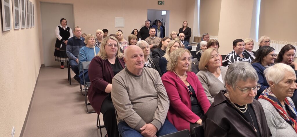 Įkvėpti praeities, kuria ateičiai: 290 metų agluonėnų mokyklos šviesos kelias 2026 - teisingumas - iustitia. Bg Agluonėnų įkvėpti praeities, kuria ateičiai: 290 metų agluonėnų mokyklos šviesos kelias 2026 pti praeities kuria atei iai 290 met agluon mokyklos vi 6 agluonėnų iustitia. Bg mokyklos jubiliejine švente pasidžiaugė klaipėdos rajono savivaldybės vicemerė v. riaukienė, direktorė a. Jasienė, dr. S. Pocytė, buvusi ilgametė direktorė r. Gabalienė,... Įkvėpti praeities, kuria ateičiai: 290 metų agluonėnų mokyklos šviesos kelias 2026 2026-10-20 05:52:00 teisingumas - iustitia. Bg agluonėnų