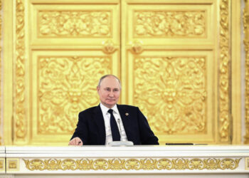 Putin čedalje glasneje rožlja z orožjem, med vrsticami ne izključuje uporabe jedrskega orožja 2026