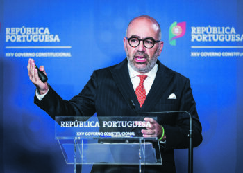 Be quer ouvir pinto luz no parlamento sobre novo regime de reabilitação urbana 2026